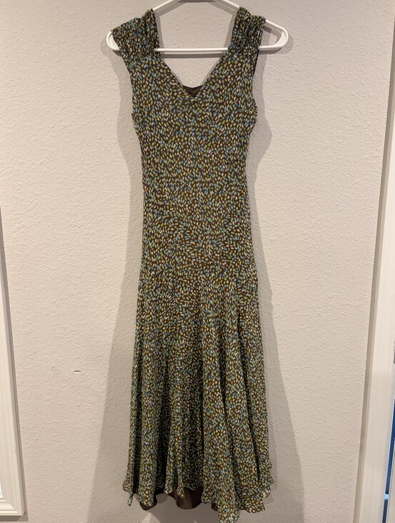 Talbots Dresses & Skirts - Talbots Womens Vintage Casual 100% Pure Silk Cap Sleeve V Neck Midi Dress Size 4